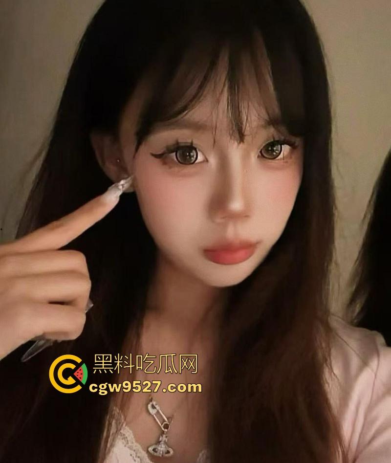 浙江工商学院极品女大【王诗琴】被金主包养性爱视频流出,火辣身材扭动诱惑,手指加速抽插,翘臀狂扭!-6