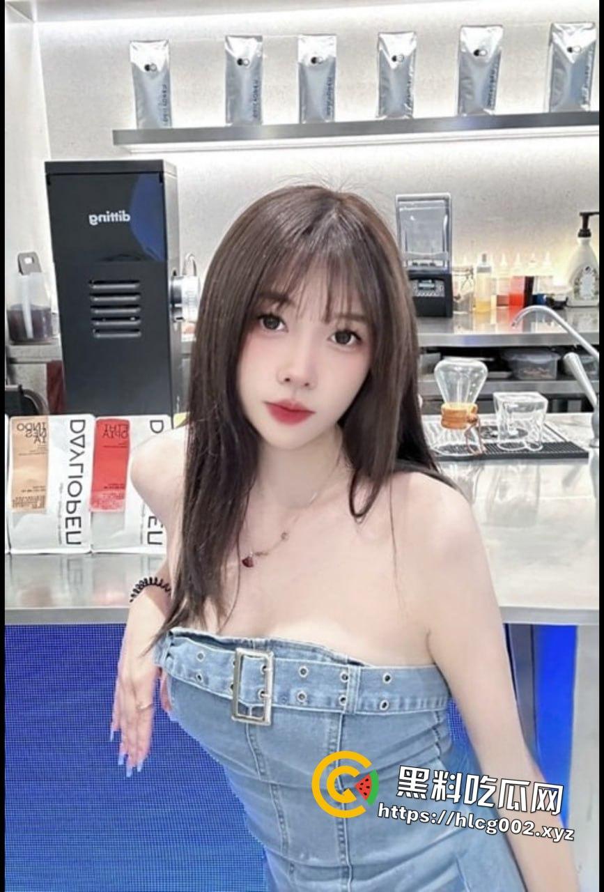 上海魅KTV极品颜值精神小妹与男友疯狂骑乘野战！白嫩的翘臀前后左右上下骑乘超带感！11