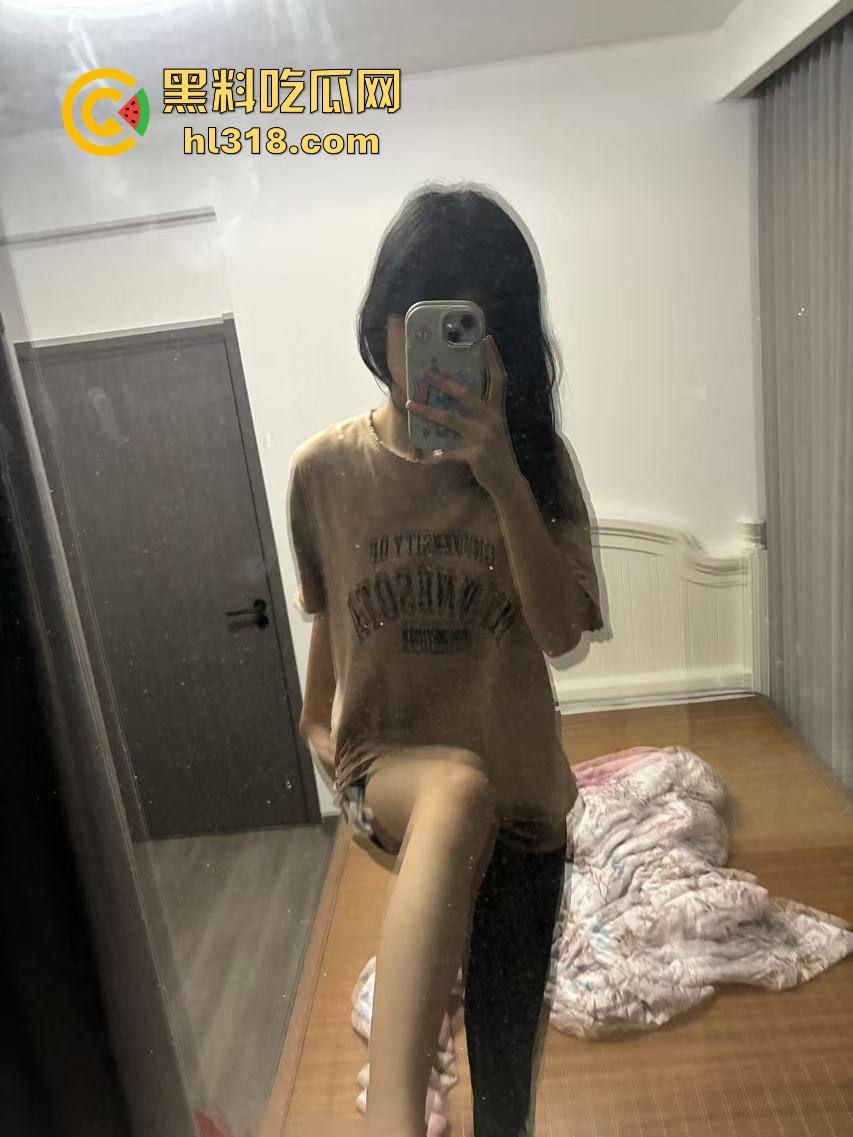 泉州职业学院乖巧学妹【陈爱婷】网调视频被渣男外泄 ,逼脸同框高清自拍,纯情少女沦为黄网贴吧红人!-2