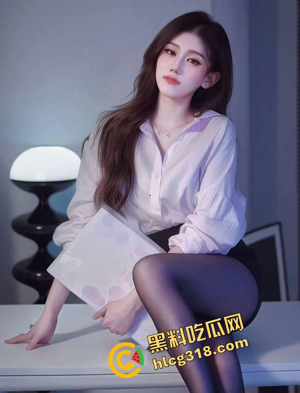 广州天河JK妹子喝断片开始通灵完成任务，真空掀裙坐闺蜜腿上磨逼，屁股一扭直接把旁边哥们干自闭了！