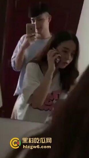 极致反差女!跟男友性爱时故意打电话 挑逗男友,全程不敢乱说话 满脸享受。-3