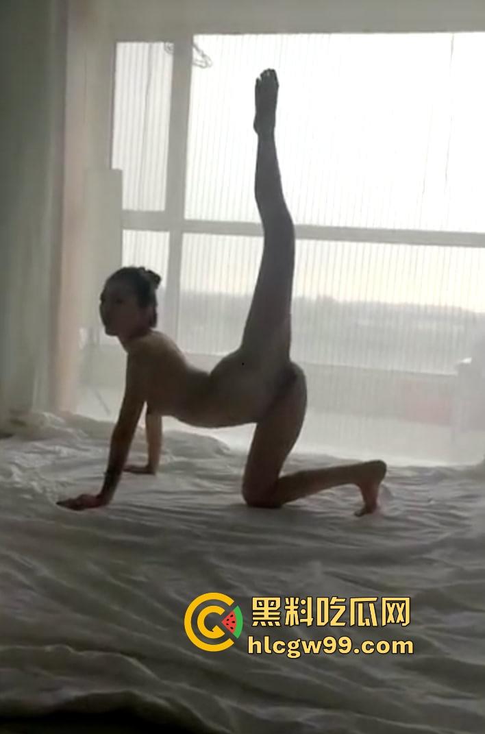 四川成都培训机构舞蹈老师 『丸子』 私底下竟然是个反差福利姬 被发现后沦为学生家长的禁脔母狗!-9