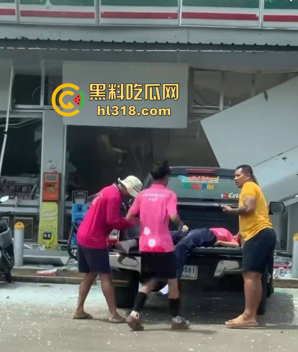 柬埔寨步兵今天当炮灰,诈骗狗推哭喊地求生存,老板还让我冲业绩?泰国一天刷了十几发火箭弹礼花!-5