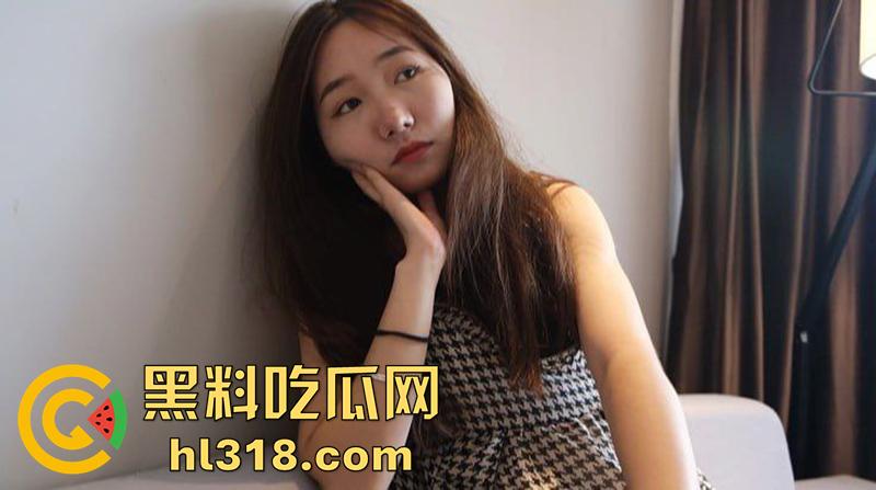 摄影老魔新作，套路山东卫校学生妹，酒店约拍私房写真，加钱后主动脱光，被摄影师潜规则无套内射！