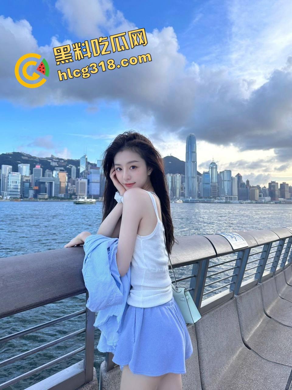 瓜友投稿前女友骚乳夹骑乘,妹子光身子骑大屌边摇边夹,奶子乱晃夹到鸡巴发抖,呻吟停不下来!-3