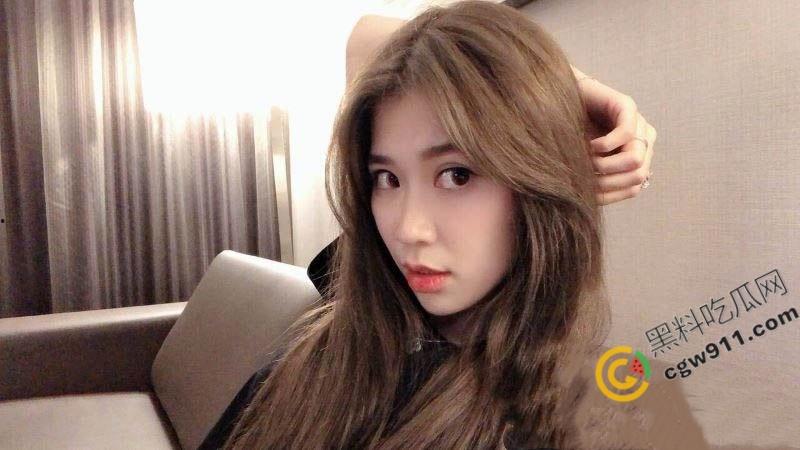 江苏南京大学极品班花【张雅慧】包养视频泄露！金主SM调教带狗链舔脚，被大鸡巴甩脸羞辱 下贱不堪