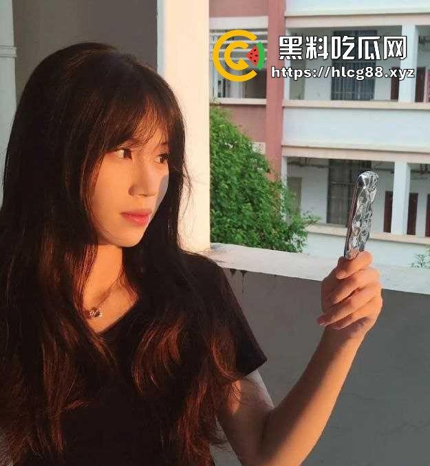 看似钓鱼却反被钓 岭南师范学院气质反差御姐【李慧】软件约炮渣男被无情曝光!-2