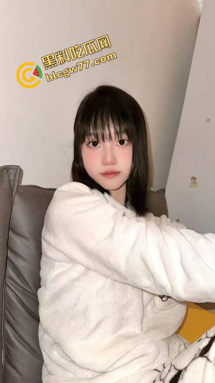 新东方数学老师【田秋弥】表面严师私下变骚狗,爱被羞辱意淫,高潮主动喊草大力点!-1