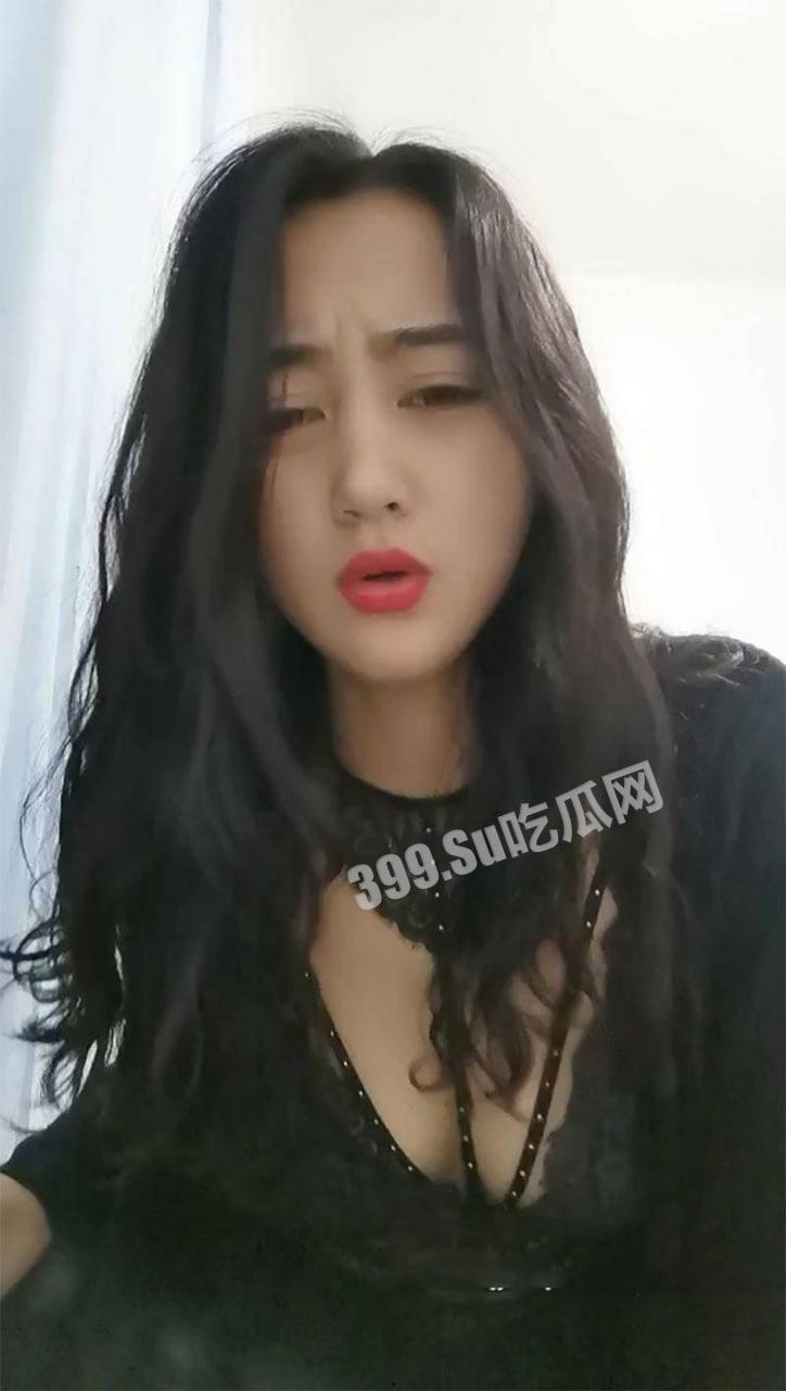 安徽师范大三 苏茜 下海主播「梵生」 直播时被同学认出！各种类型信手拈来，玩得就是反差