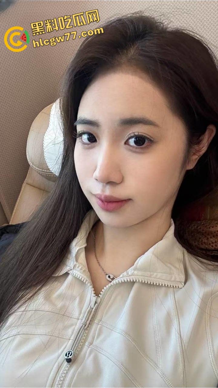 吉林大学舞蹈生【刘雪】修长身材和优雅气质，被男朋友调教成淫荡母狗 ！