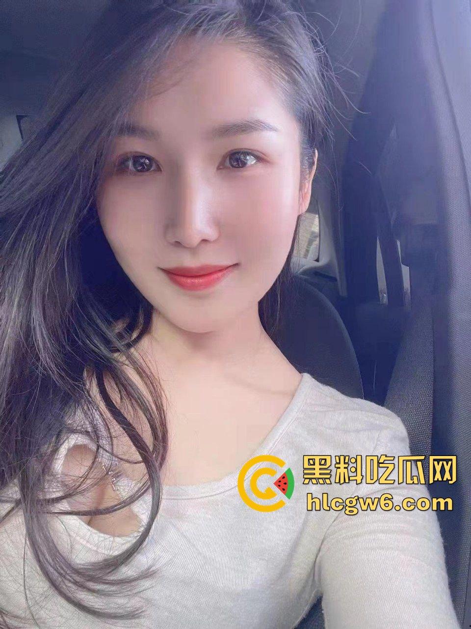 老A8果然还是那么顶,双透镜大灯锐利线条迷人,真皮柔软手感一绝,缸内直喷直达爽点,声浪湿润排气滴水!-9