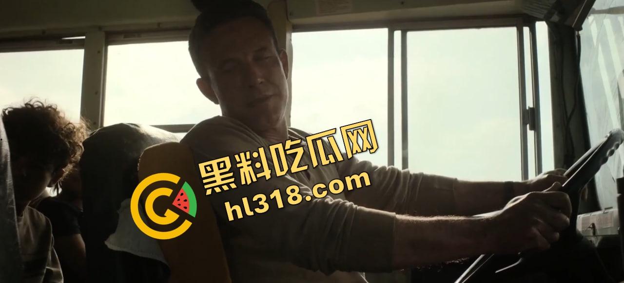 『会计刺客2』在线观看,这账是算感情债还是人头数?手起刀落比做账还精准!-7