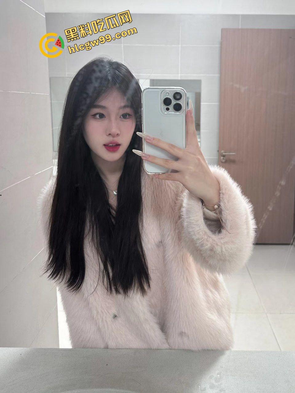 天津高校反差骚鸡学生妹【唐雅】下海做鸡兼职酒店1千一夜淫荡性爱，单手撸管精液直喷！独家曝光！