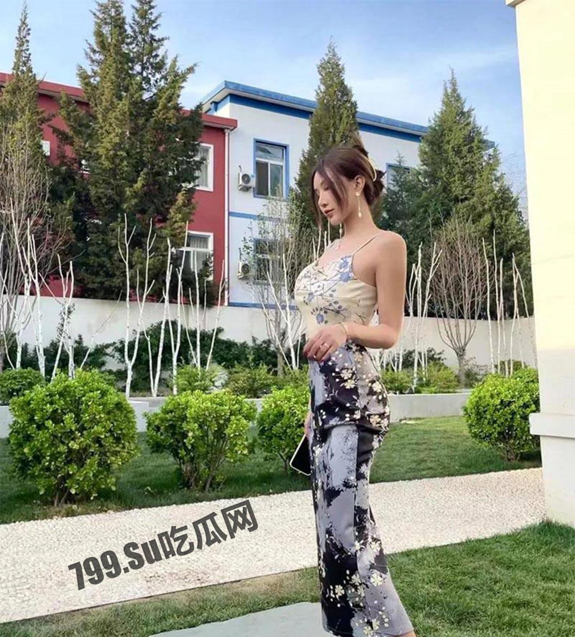 抖音 网红模特 孟晓艺 为接新广告被老板潜规则!潜规则视频流出!-2