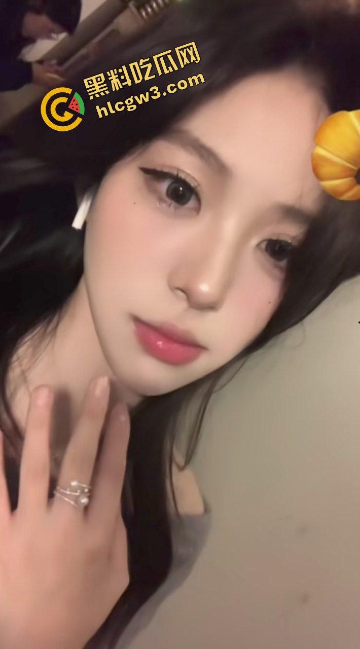 长沙航空职业大专反差骚母狗【宋杉婷】培训之余约炮校外大哥 SM后怼射屁!独家曝光流出!-3