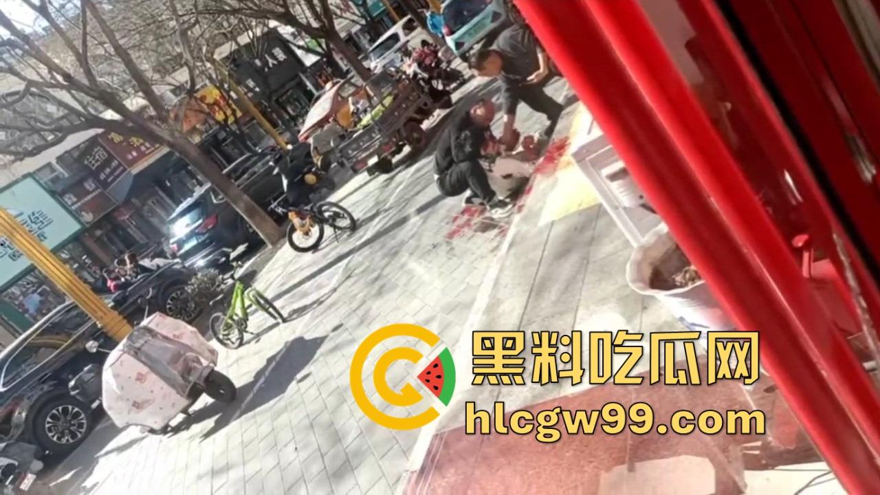 富民街初中生意外摔倒 大动脉被铁棍刺穿 拔出瞬间血喷三尺 现场惨烈当场没了!-9