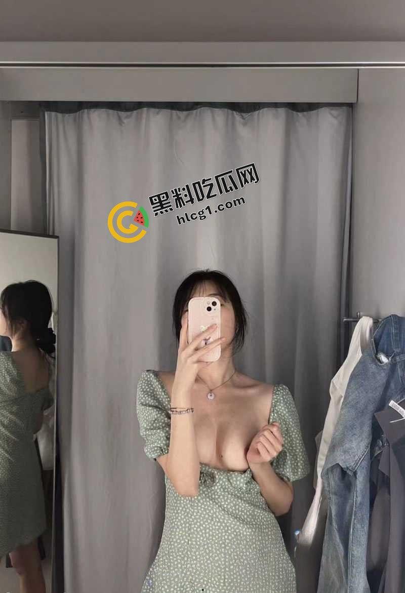 苏州大学医学院 性感女大学生『黄欣晨』小粉穴 蜜桃臀 与多金男友性爱 视频流出