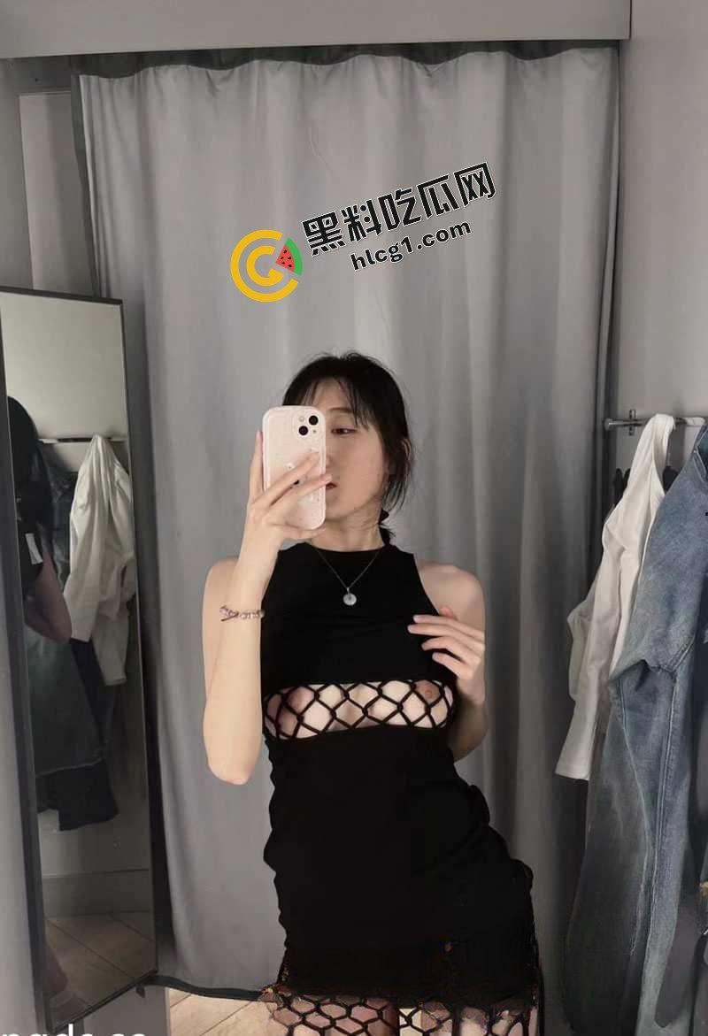 苏州大学医学院 性感女大学生『黄欣晨』小粉穴 蜜桃臀 与多金男友性爱 视频流出-5