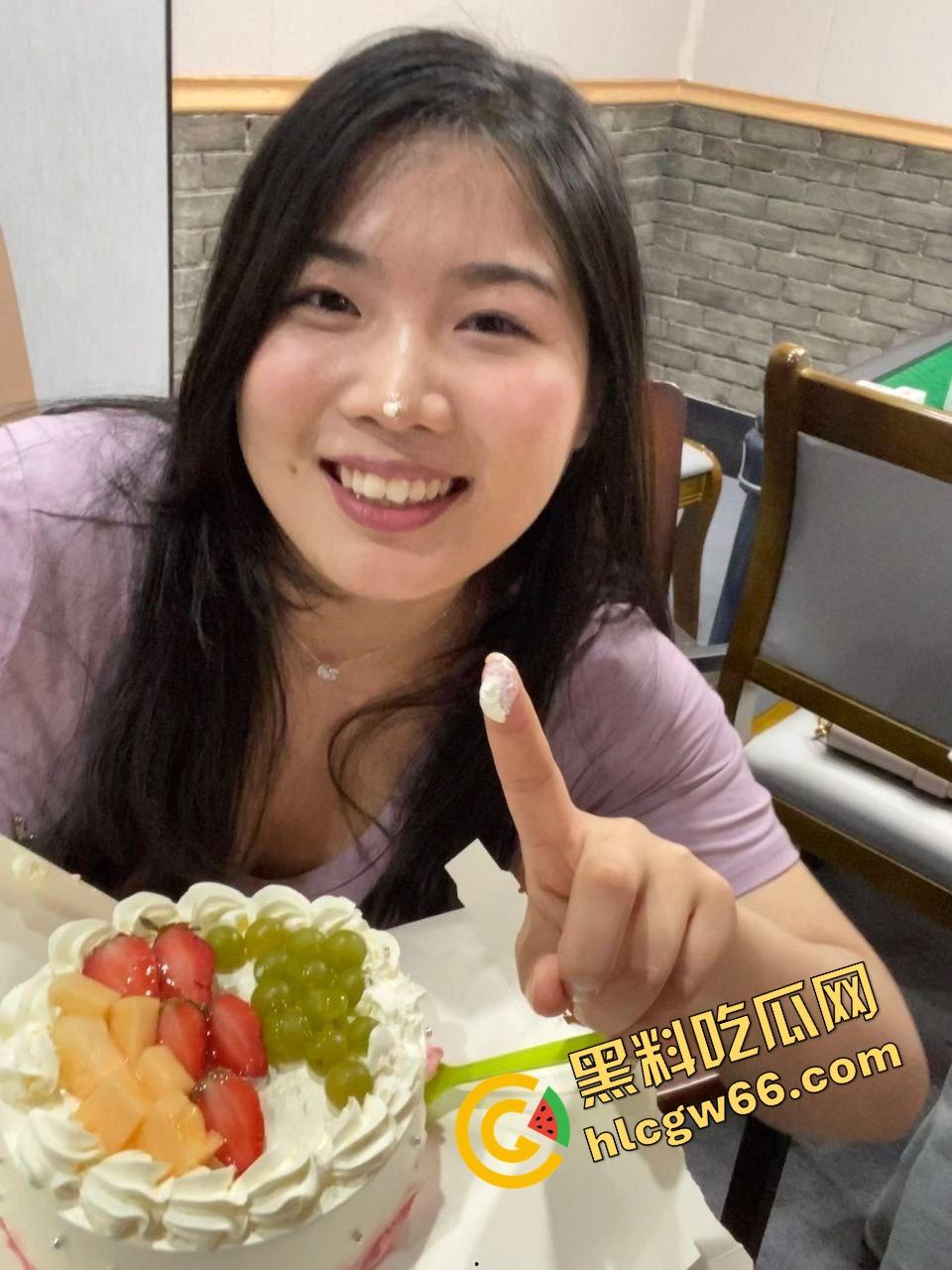 河南瓜友投稿胖小姨成我的专属肉洞！叫床贱得像发情狗，高潮三四次还求舔屁眼，老公根本喂不饱她！