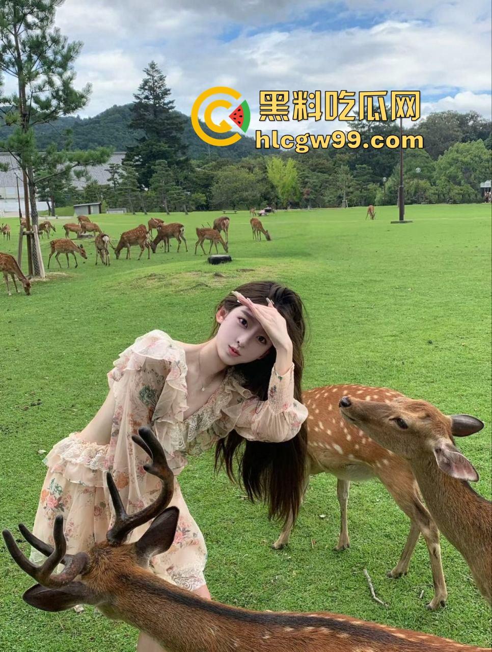 性感秘书被经理带到电竞酒店,蒙眼黑丝大长腿成天然炮架子,华伦天奴加攻速大屌疯狂撞击,还被偷拍全网疯传!-6