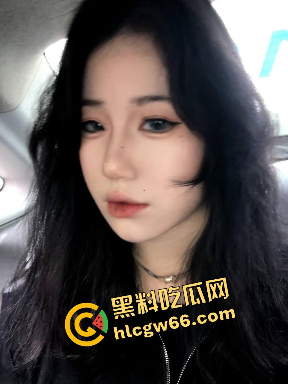 00后女大学生真就不想上班了,集体冲进抖音求包养,每日更新身高体重照片,不投简历只投金主!-8