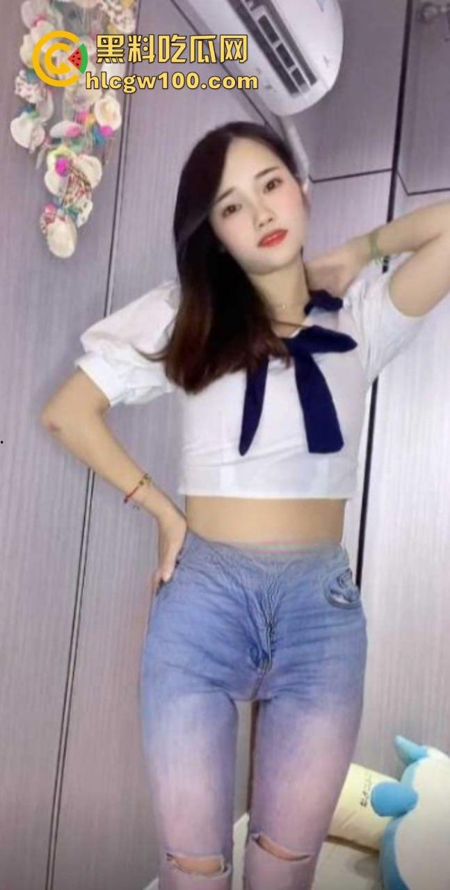 抖音23万粉丝【霸气你莲妹】大尺度骚舞加福利私拍 抠逼激情啪啪视频流出!-3