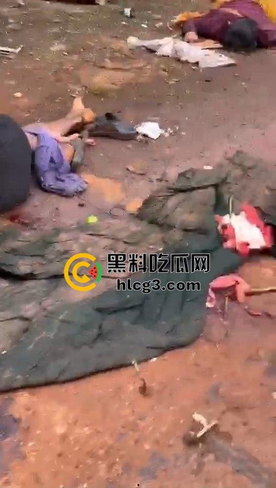 缅甸内战升级!路边尸横遍野,惨状曝光让人不寒而栗!-5