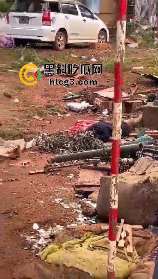 缅甸内战升级!路边尸横遍野,惨状曝光让人不寒而栗!-6
