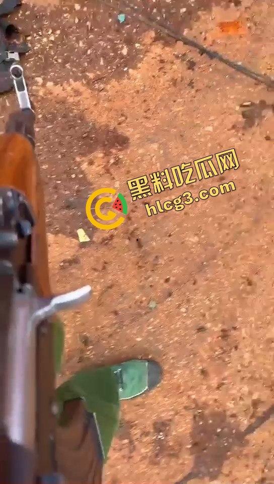 缅甸内战升级!路边尸横遍野,惨状曝光让人不寒而栗!-8