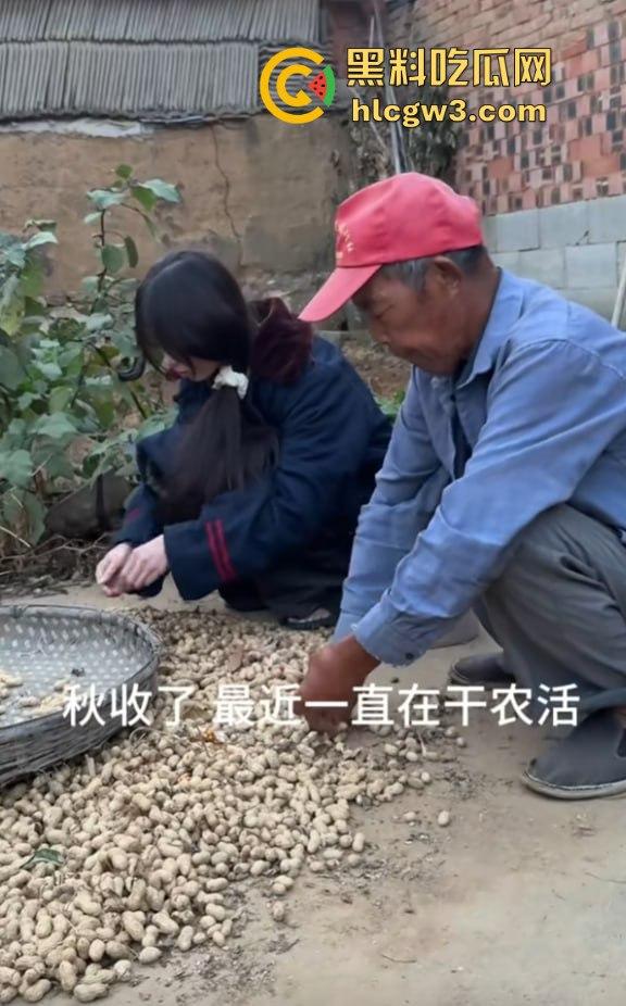 抖音主播『婉婉』炮厂认证主播边直播边放鞭炮,嘉年华狂刷鞭炮狂炸,大哥们这电子养蛊玩法真是太炸裂了!-7