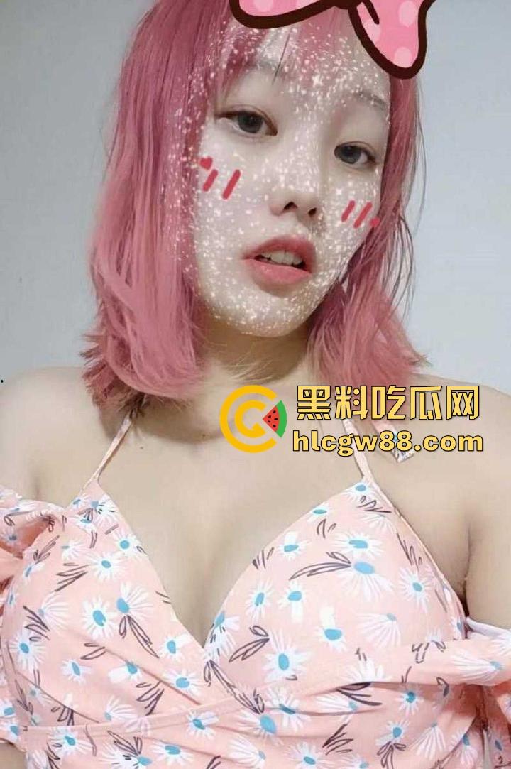 贵州师大【傅雪钰】出轨成瘾被男友发现并曝光 饱满粉乳白嫩胴体 淫叫下贱极度反差！