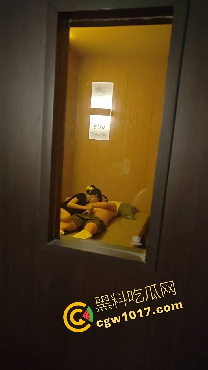 用美团可以免费嫖娼?不是哥们这钱也要薅羊毛啊,这些辛辛苦苦的技师付出了劳动这钱该给呀,有点太缺德了!-12