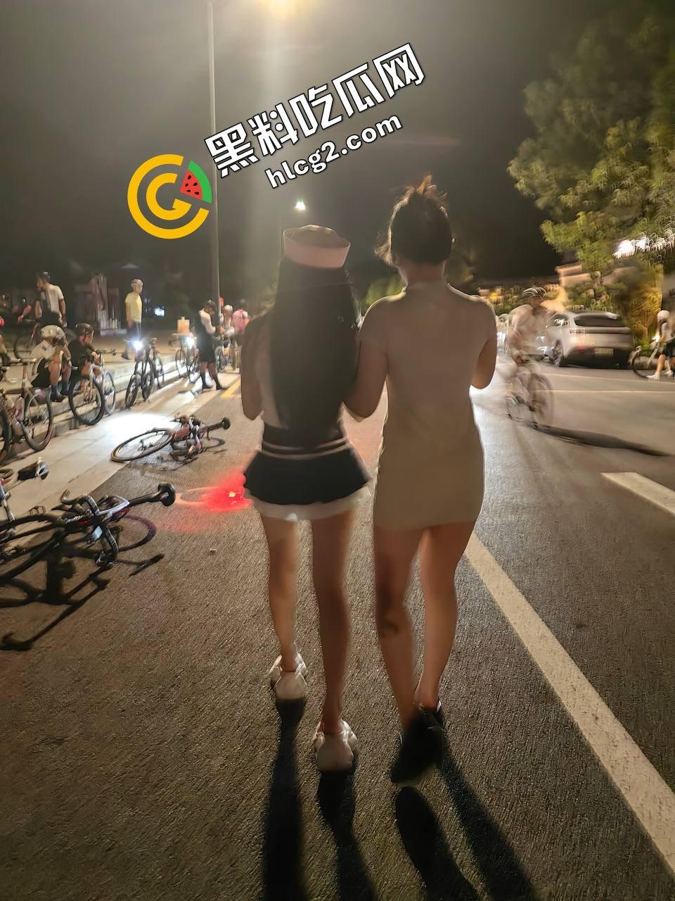 南通金逼骑行媛!崔克专属骚鸡在线加微信 精准定位崔克自行车客户 提供双飞服务-6