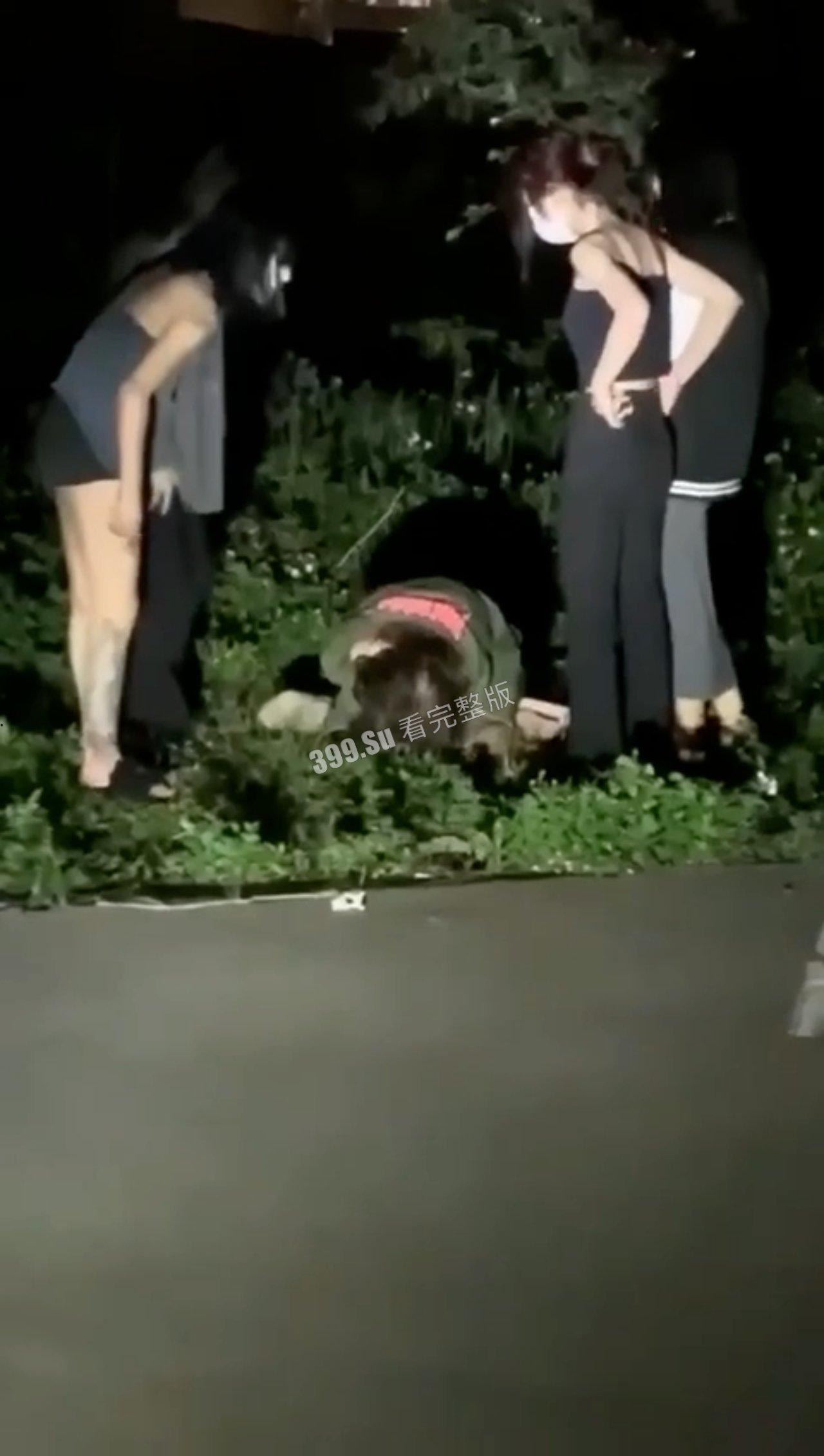 霸凌合集 # 校园 #殴打 #裸体 小孩子下手就是没轻没重的 （四）-8