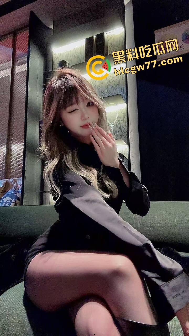 艺术反差婊留学生『田甜』 被带去KTV唱歌喝酒 微醺后带回酒店 没想到迎接她的是无尽的羞辱!-4