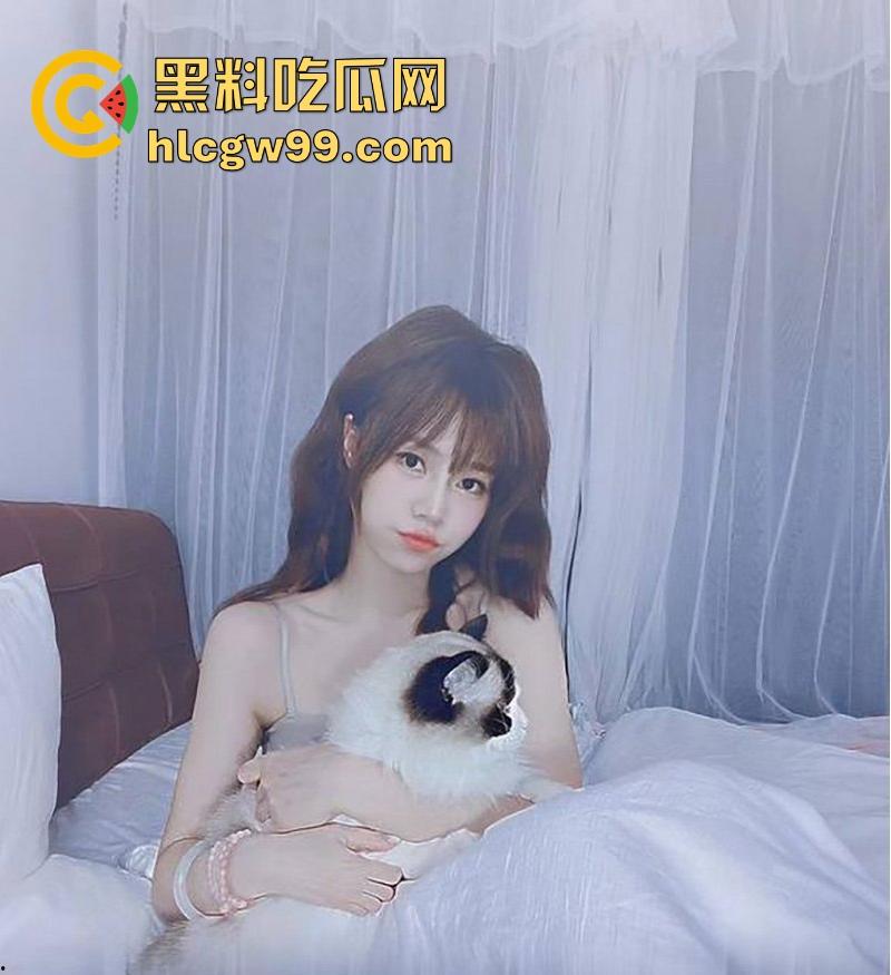 女友网瘾太大怎么办?让她吃鸡巴放松一下,重庆工商学院清纯反差女友【徐馨雯】调教视频泄露曝光!-6