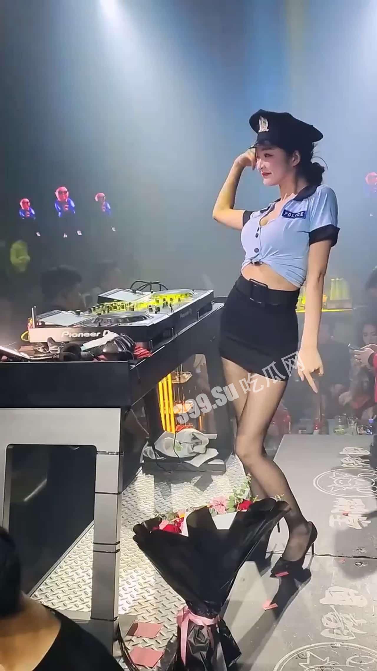 夜场baby  父母为她们感到骄傲-3