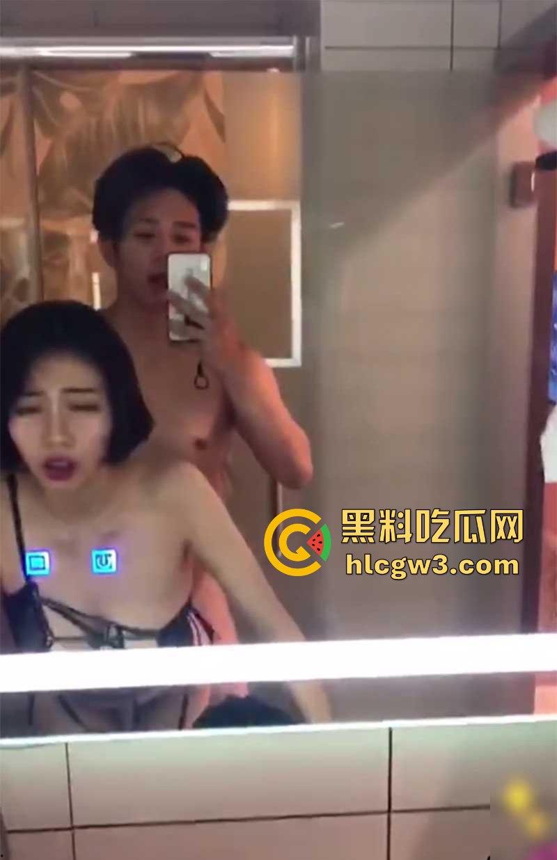 白富美前女友操作太绝 跟男模嗨出孩子,分手半年找前任接盘,还敢要求孩子随小仙女姓,这就是接球入赘?-15