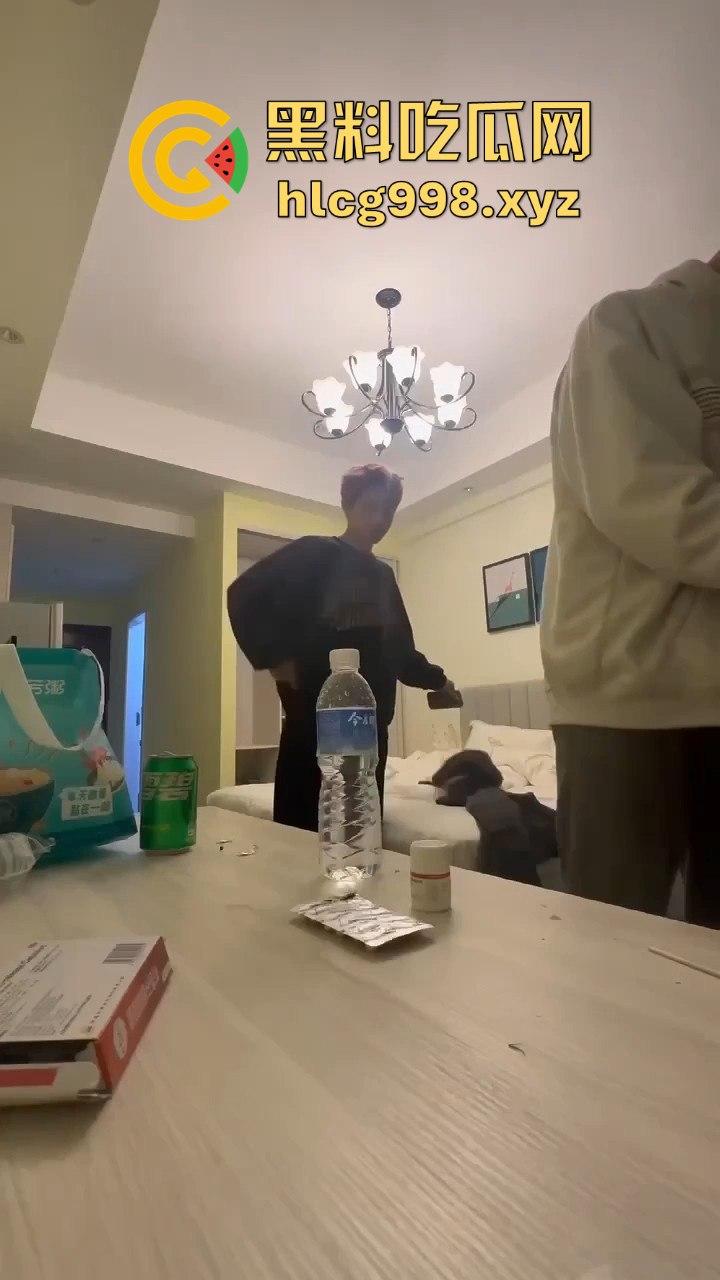 逼良为娼还打人!两个男的打不过女的竟录视频泄愤,只因不肯玩3P!-4