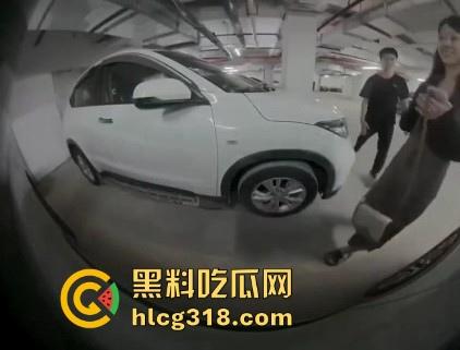 哨兵模式又立大功!拍下地下停车场情侣撩起裙子火辣现场 干蹭不进?这你受得了嘛!-1
