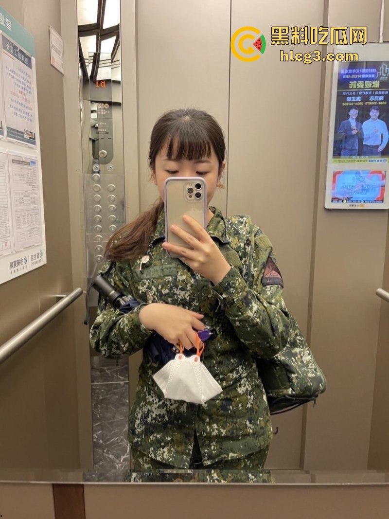台湾陆军曝出性丑闻 两名身材火辣的女兵道具自慰自拍视频相继曝光-2