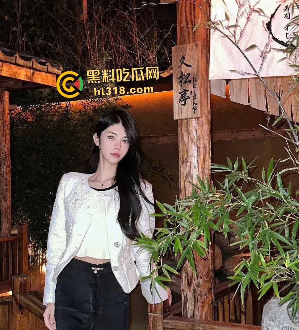 骚女舞蹈生【黄丽娜】找了绿帽龟男友管不住,性欲爆棚只能跳舞勾炮友,被后入操到浪叫求饶!-3