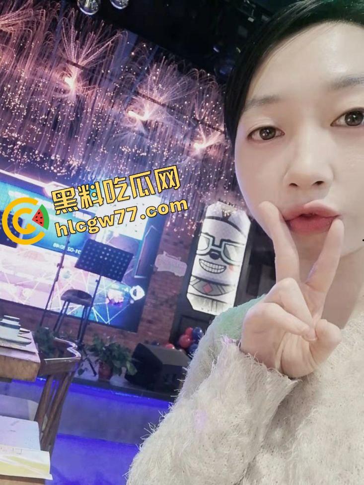 河北保定骚母狗女友【孙乔乔】破处后性欲爆发,每晚两次,后来出轨被插松,我反而越操越兴奋!-1