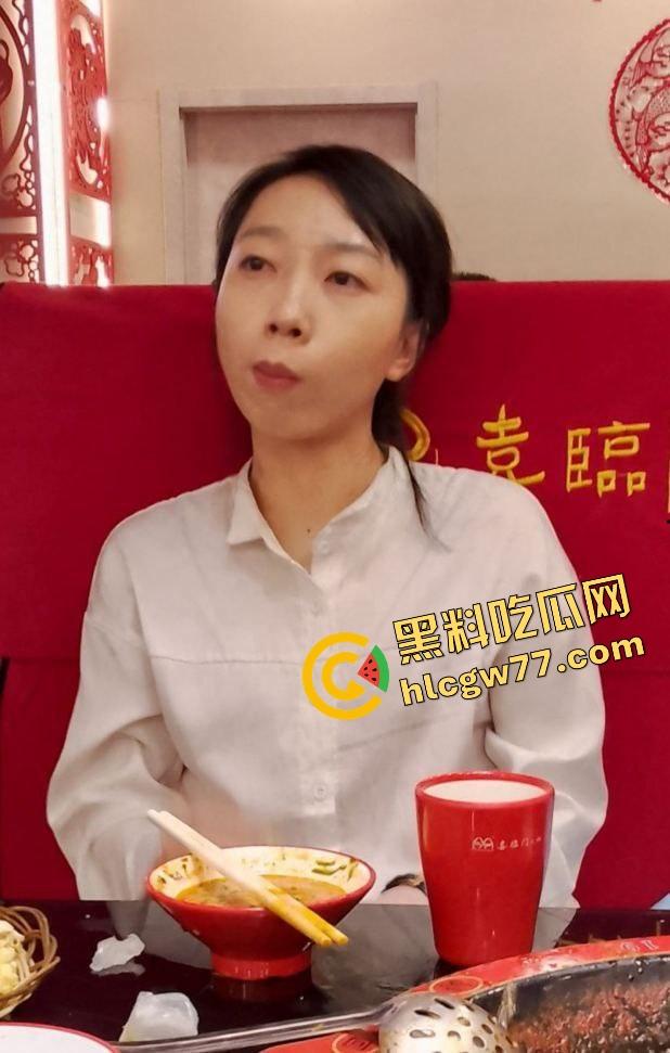 河北保定骚母狗女友【孙乔乔】破处后性欲爆发,每晚两次,后来出轨被插松,我反而越操越兴奋!-4