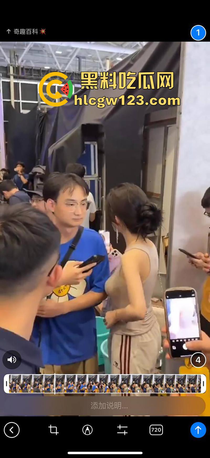 肘击猥亵袭胸大师,冒充摄影师咸猪手摸奶,结果翻车被抓,视频拍下全过程,还真是够猥琐呢!-2