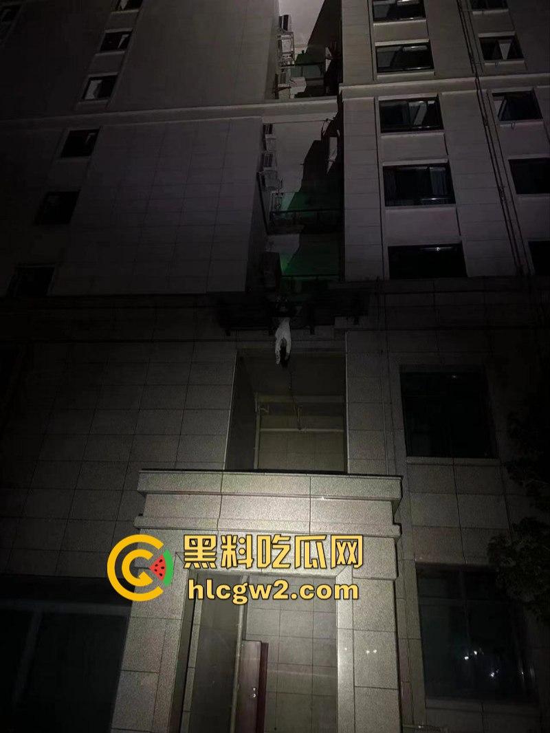 痛心!福建一女生深夜约会 偷偷从9楼窗户爬出 坠楼身亡!-6