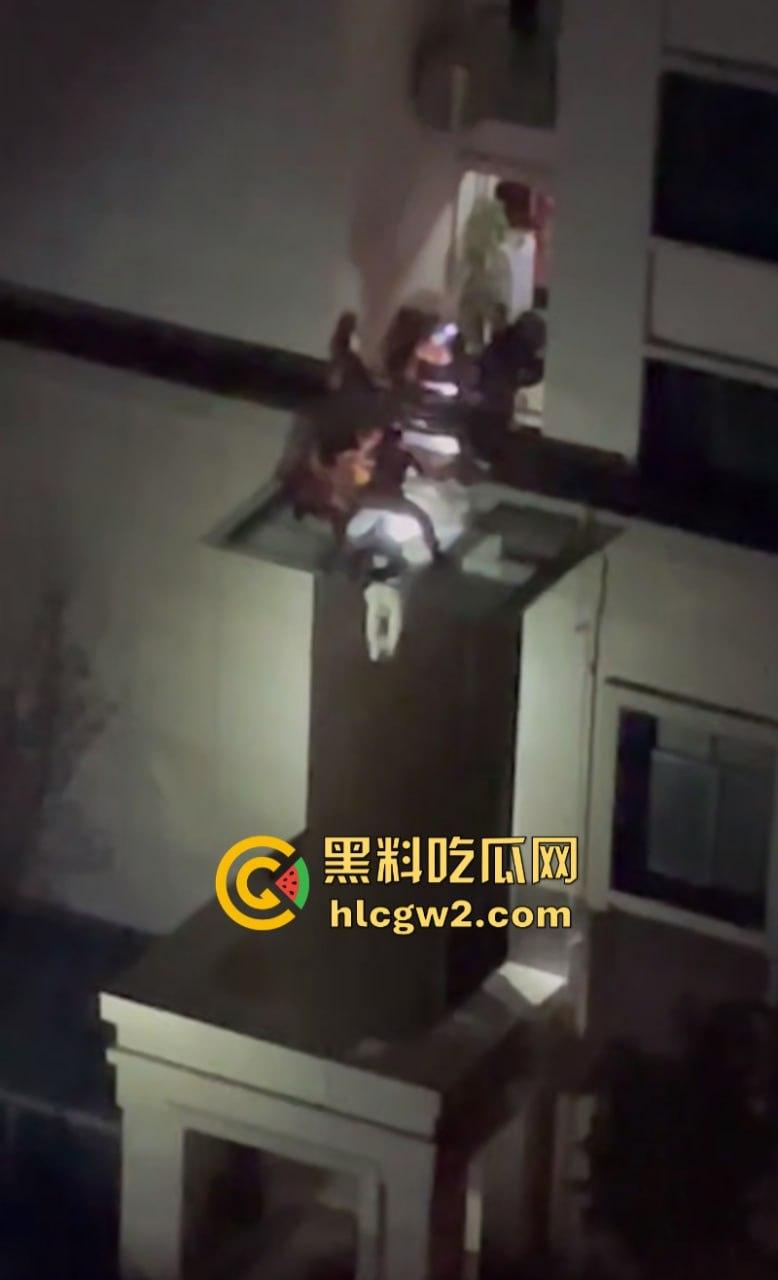 痛心!福建一女生深夜约会 偷偷从9楼窗户爬出 坠楼身亡!-7