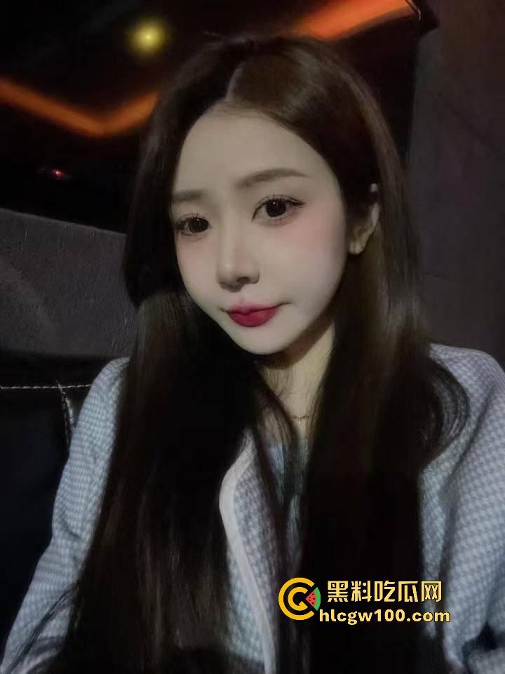 小伙久旱逢甘霖,半年库存喷成双线一朝爆发,跟他喵高压水枪一样,射精分叉喷到女友睁不开眼,这量太猛了别射了!-1