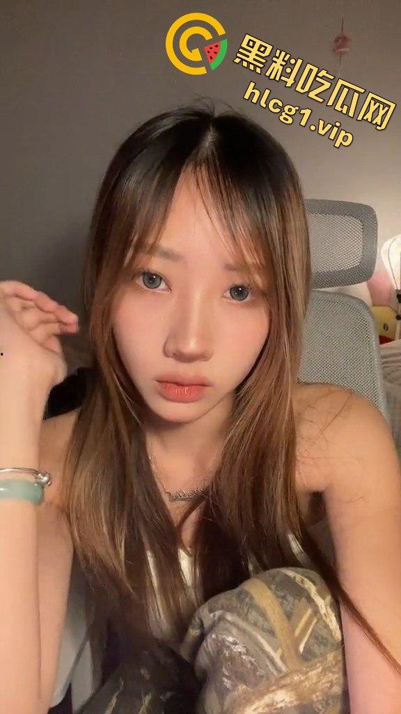 青海音乐艺术学院李茹瓯口交视频泄密!给闺蜜iCloud账号引发隐私外流风波-4