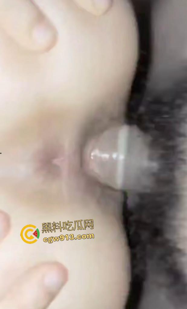 外卖小哥50元送醉酒妹子回家被勾引!细腰肥臀被操到狂抓床单,小哥又赚钱又得吃,太爽了!-7